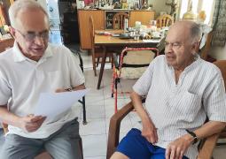 Prof. Ajit Kembhavi with Prof. Jayant V. Narlikar during the presentation of ASI Govind Swarup Lifetime Achievement award for the year 2022
