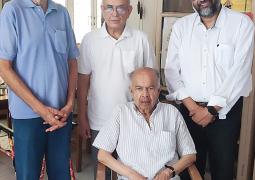 Prof. R. Srianand, Prof. Ajit Kembhavi, Prof. Dipankar Banerjee with Prof. Jayant V. Narlikar during the presentation of ASI Govind Swarup Lifetime Achievement award for the year 2022
